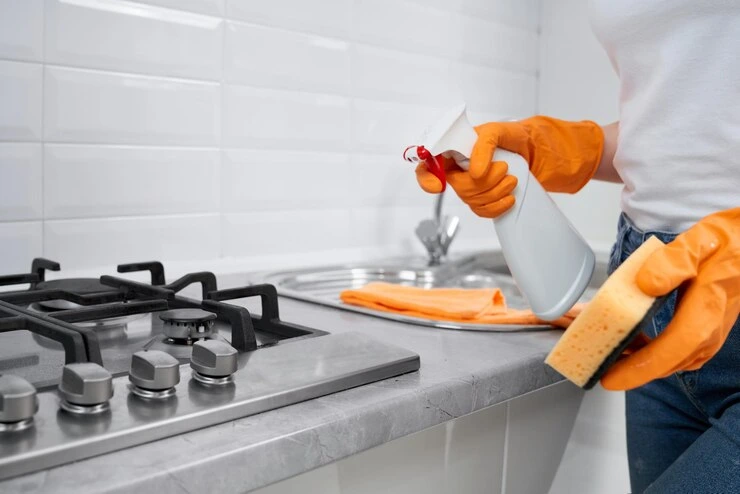Kitchen & Bathroom Cleanup